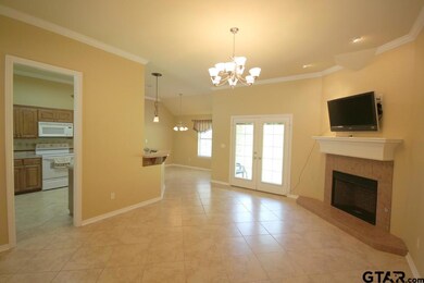 3146 3146 Vineyard Ave, Tyler, TX 75701 - photo 6