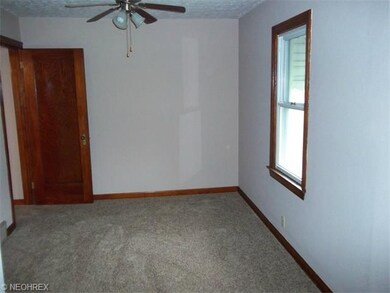 1st floor bedroom with 1/2 bath.