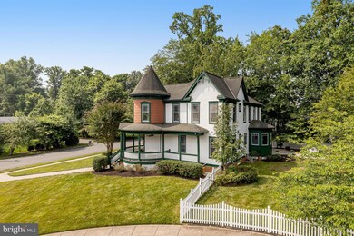 320 Adahi Rd SE, Vienna, VA 22180 - photo 4