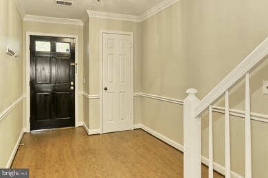 3570 S George Mason Dr unit 11, Alexandria, VA 22302 - photo 6