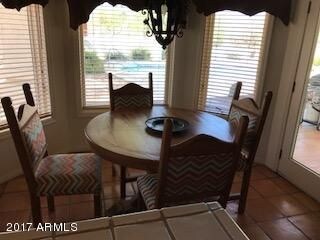 Breakfast room