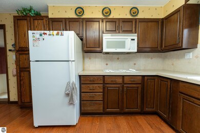 5110 Mannsiding Rd, Lake, MI 48632 - photo 7