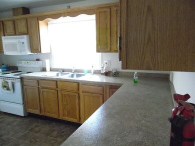 1065 Oregon Rd, Versailles, KY 40383 - photo 5