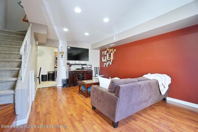 4211 Amboy Rd unit 1, Staten Island, NY 10308 - photo 4