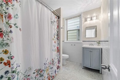 202 Shippen St unit 2, Weehawken, NJ 07086 - photo 4