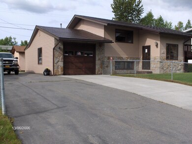 7103 E 17th Ave, Anchorage, AK 99504 - photo 4