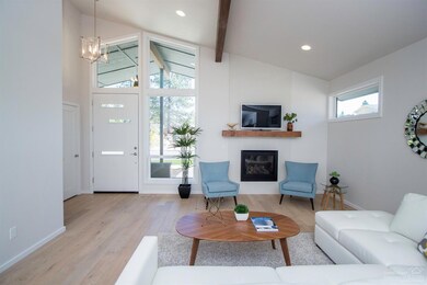 1799 NW Fields St, Bend, OR 97703 - photo 5