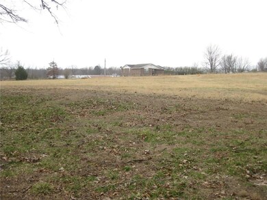 This is a great building spot with plenty of room