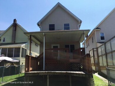 309 N Apple St, Dunmore, PA 18512 - photo 3