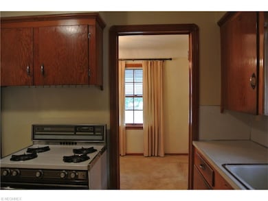 Dining Room adjacent to Kitchen