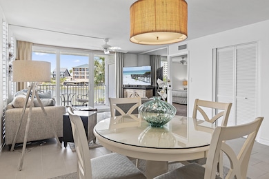 web_ 205B Dolphin Pnt_17