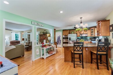 410 Bethel Church Rd, Walhalla, SC 29691 - photo 7