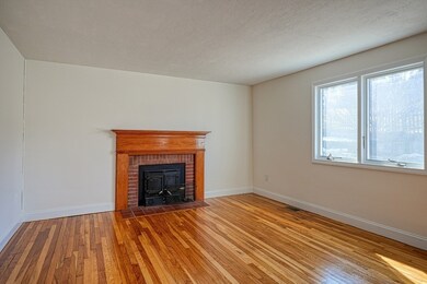 8 Crestview Dr, Westborough, MA 01581 - photo 3