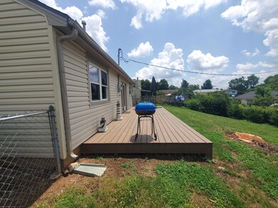 657 Hidden Point Dr, Lexington, KY 40517 - photo 4