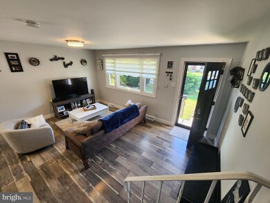 225 Aman Ave, Clementon, NJ 08021 - photo 3