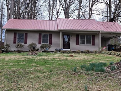 134 Robinhood Loop, Statesville, NC 28625 - photo 2