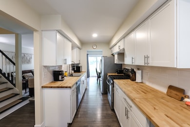 196 White Branch Ct, Buffalo Grove, IL 60089 - photo 5