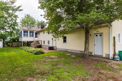 17 Bowen Rd, Rockland, MA 02370 - photo 3