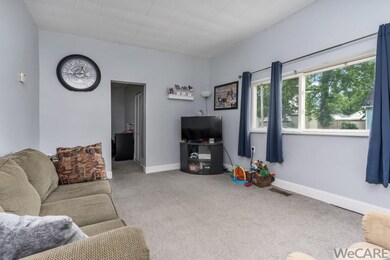 105 E Perry St, Waynesfield, OH 45896 - photo 6