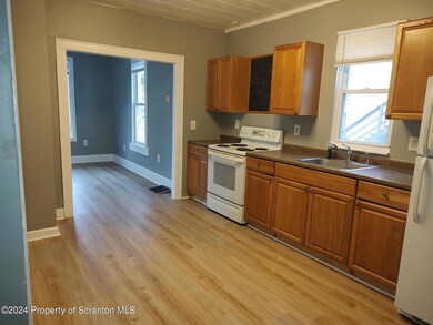 1217 Mulberry St unit Flr 1, Scranton, PA 18510 - photo 7