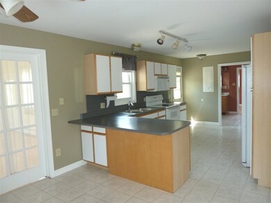 3 Mckee Dr, Concord, NH 03301 - photo 4