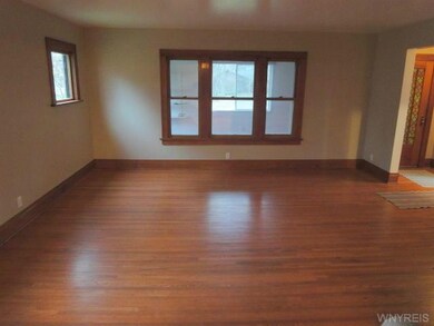 7313 Nash Rd, North Tonawanda, NY 14120 - photo 3