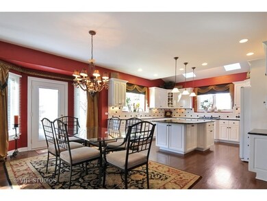 1808 Baybrook Ct, Naperville, IL 60564 - photo 4