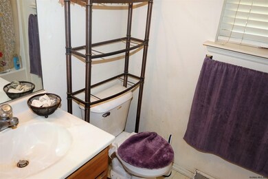 3 Manchester Ct, Saratoga Springs, NY 12866 - photo 7