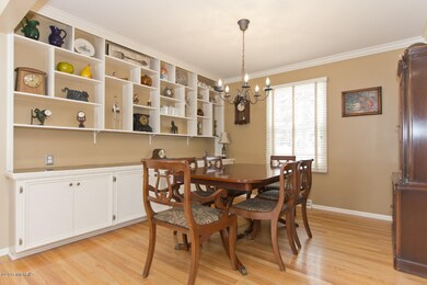 012 dining room - IMG_0422