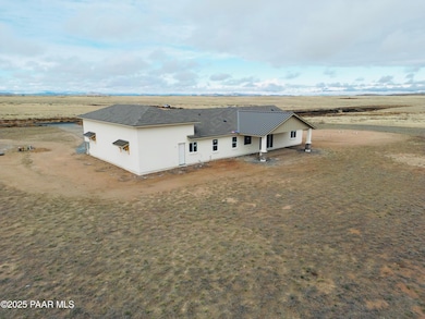 8355 N Barnes St, Prescott Valley, AZ 86315 - photo 2