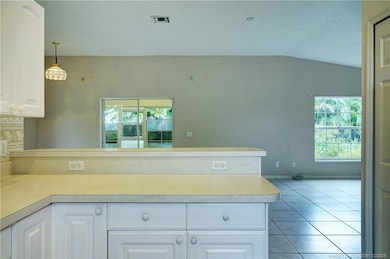 724 SE Michaels Ct, Stuart, FL 34996 - photo 6