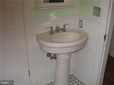 24 School Ln, Ardmore, PA 19003 - photo 7