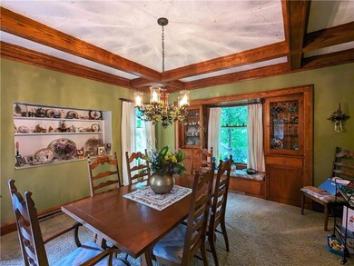 Entertainment Sized Dining Room