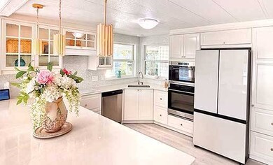 5620 Blue Harbor Dr unit 319, New Port Richey, FL 34653 - photo 3