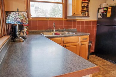 NICE COUNTER TOP FOR YOUR COOKING NEEDS