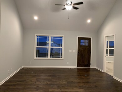 101 Shelbyville Mills Rd, Shelbyville, TN 37161 - photo 4