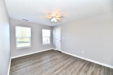 6790 Old Persimmon Ct, Plainfield, IN 46168 - photo 5