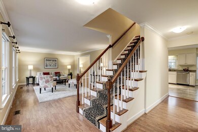 12811 Mill Meadow Ct, Fairfax, VA 22033 - photo 2