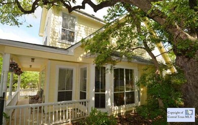 1754 N Bishop St, San Marcos, TX 78666 - photo 6