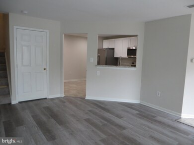 8312 Bluebird Way unit 2, Lorton, VA 22079 - photo 6