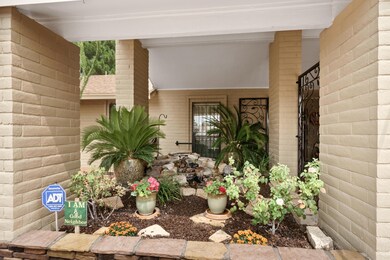 11237 Leo Collins Dr, El Paso, TX 79936 - photo 4