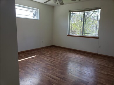 2762 O Ave NW unit A, Cedar Rapids, IA 52405 - photo 6