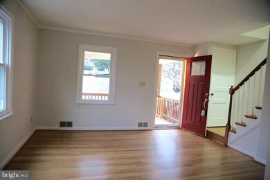 5848 Edgehill Dr, Alexandria, VA 22303 - photo 7