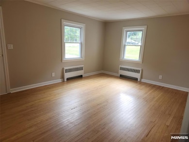 11 Cottage Ln unit 1, Upper Saddle River, NJ 07458 - photo 5