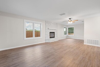 104 Lane Ave, Cleburne, TX 76033 - photo 5