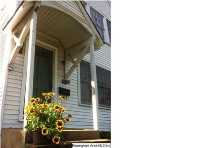 Arched ceiling front door entrance