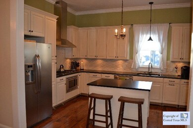 903 W Hopkins St, San Marcos, TX 78666 - photo 5