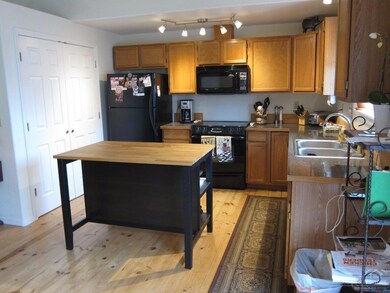 3477 SW Reindeer Ave, Redmond, OR 97756 - photo 6