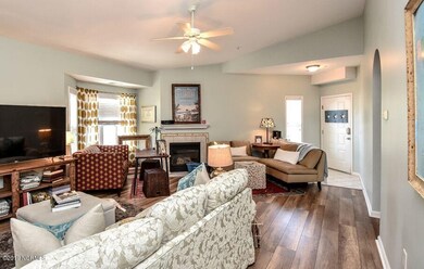 3908 River Front 5
