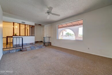 2104 N Olive-11